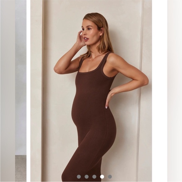 Bumpsuit Maternity Midi Dress - Picture 1 of 6